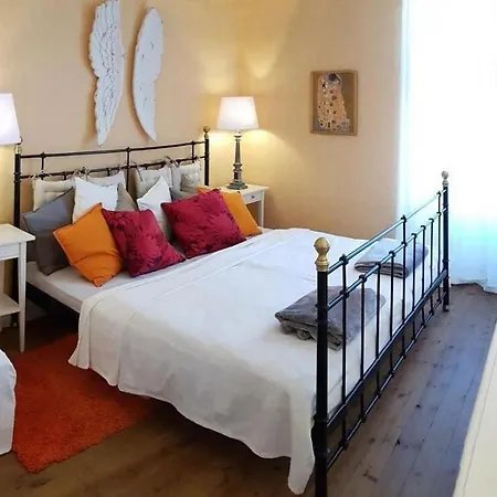 Lavendel Vakantiehuis Gensac (Gironde)
