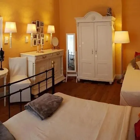 Lavendel Vakantiehuis Gensac (Gironde)